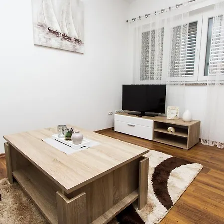 Vesna Appartement *